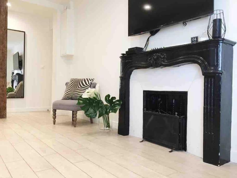 Central Apartment In The Heart Of The Marais With Air Conditioning Paris Exteriör bild