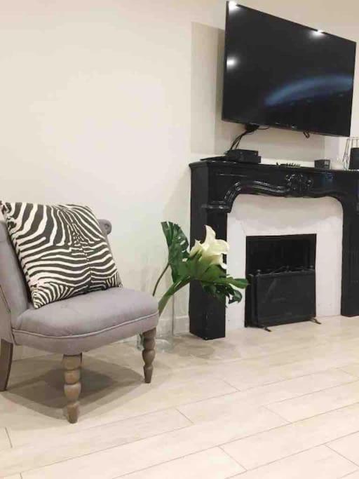 Central Apartment In The Heart Of The Marais With Air Conditioning Paris Exteriör bild